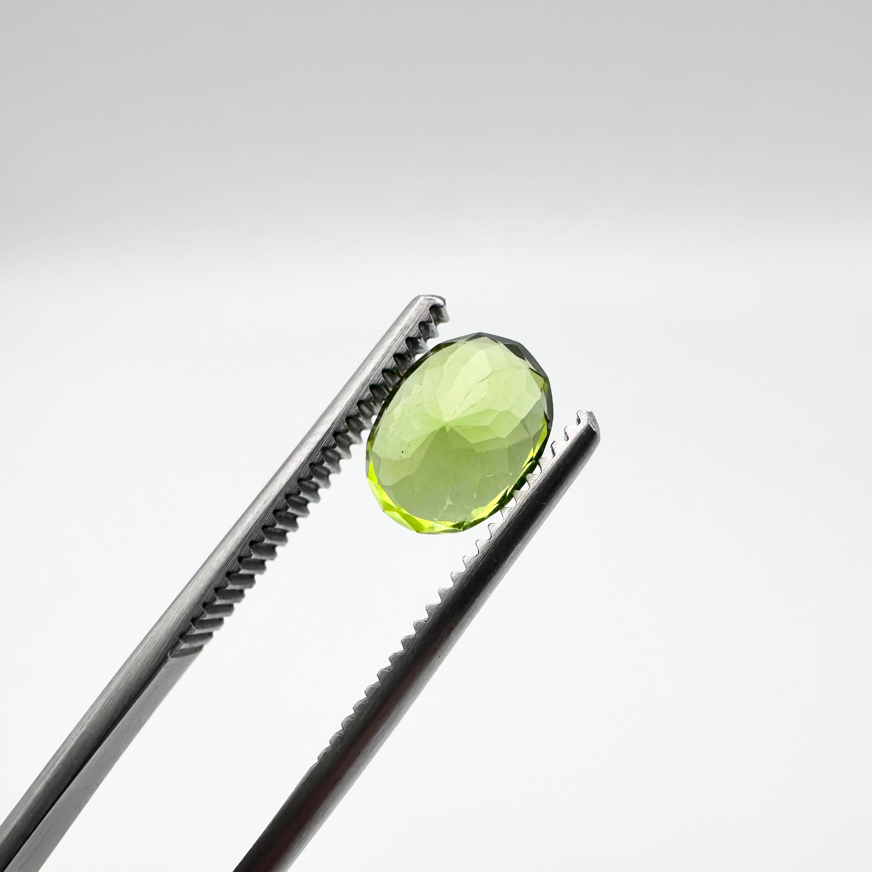 Natural Peridot - 2.51ct - Vivid Green