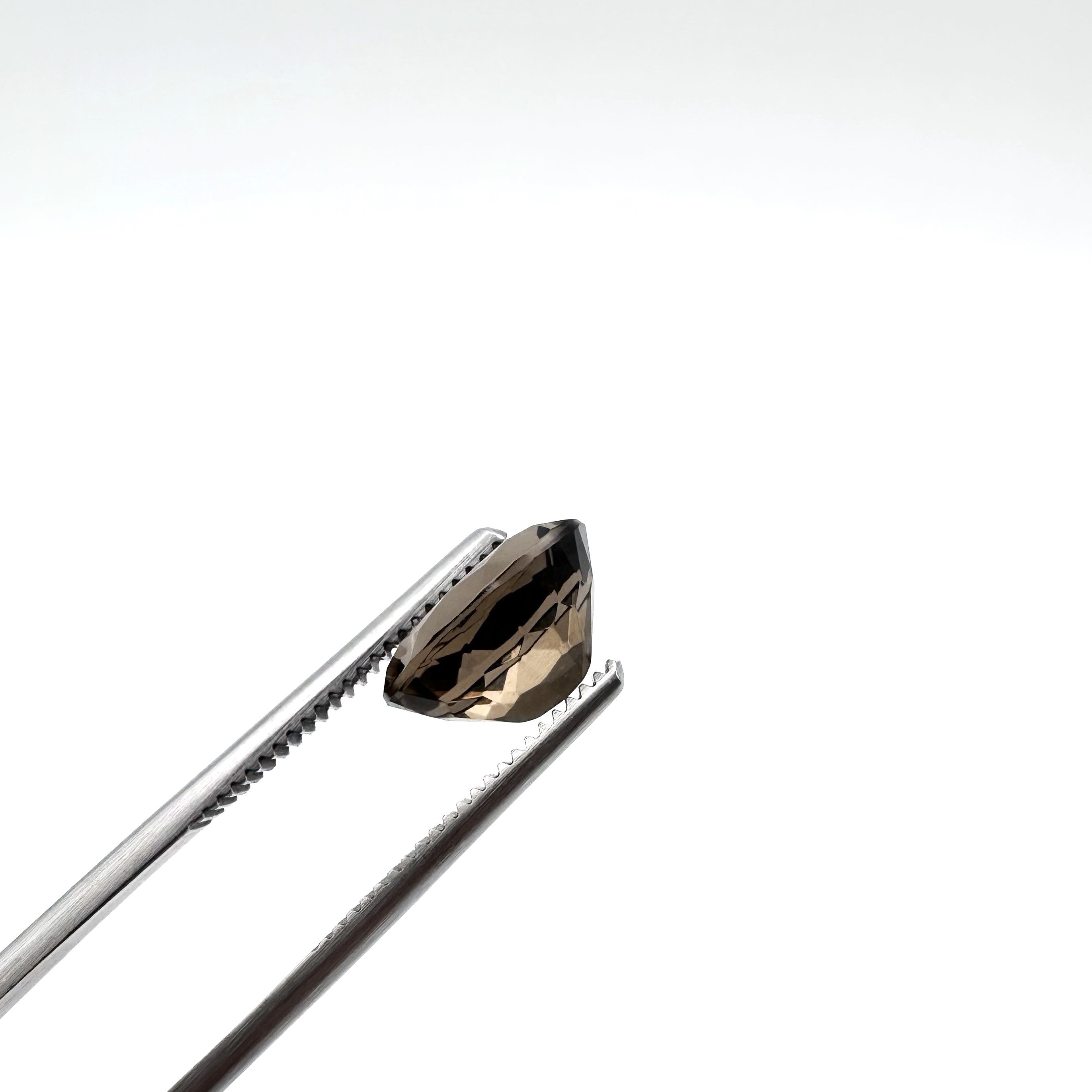 Natural Smoky Quartz - 4.45 carat - Oval Faceted Cut