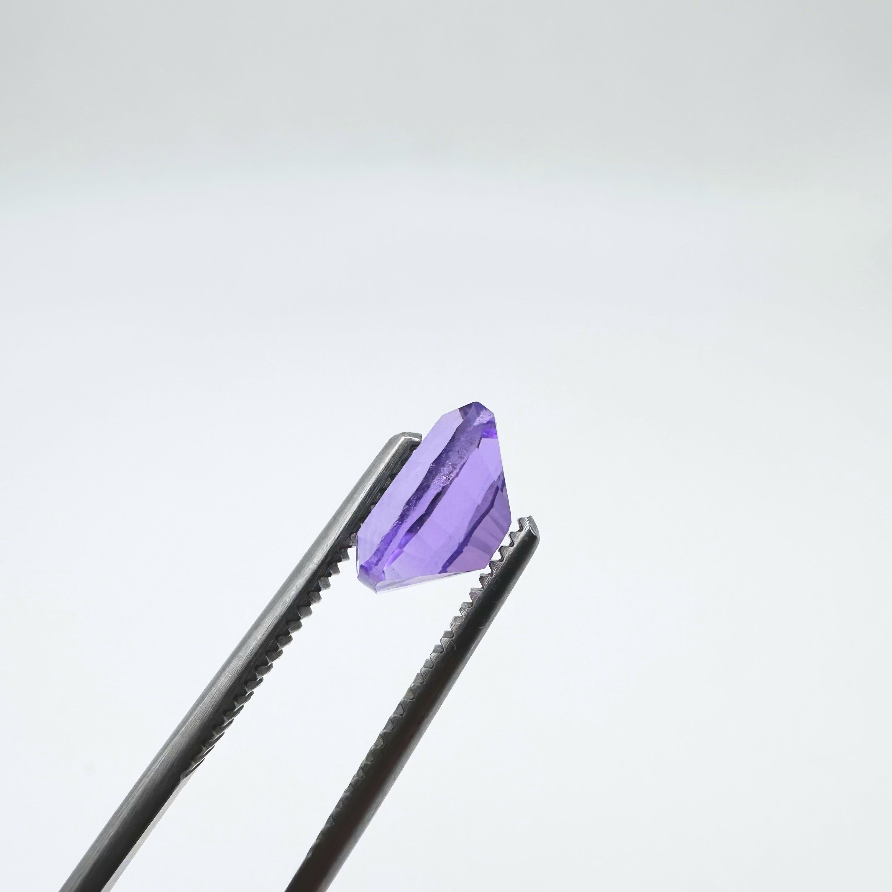 Natural Amethyst - 3.05ct - Cushion Cut