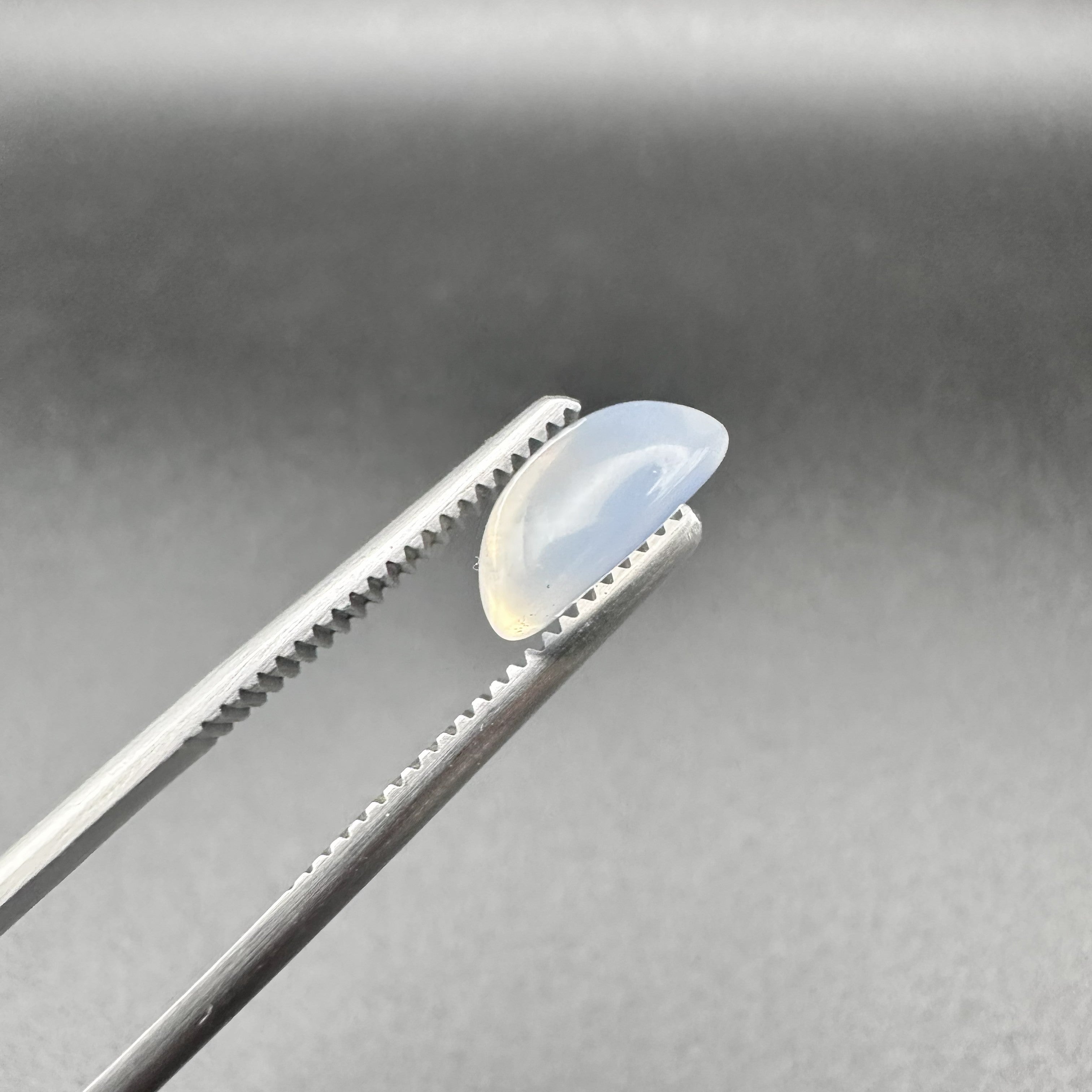 Natural Clear Quartz - 3.40ct - Cabochon Cut