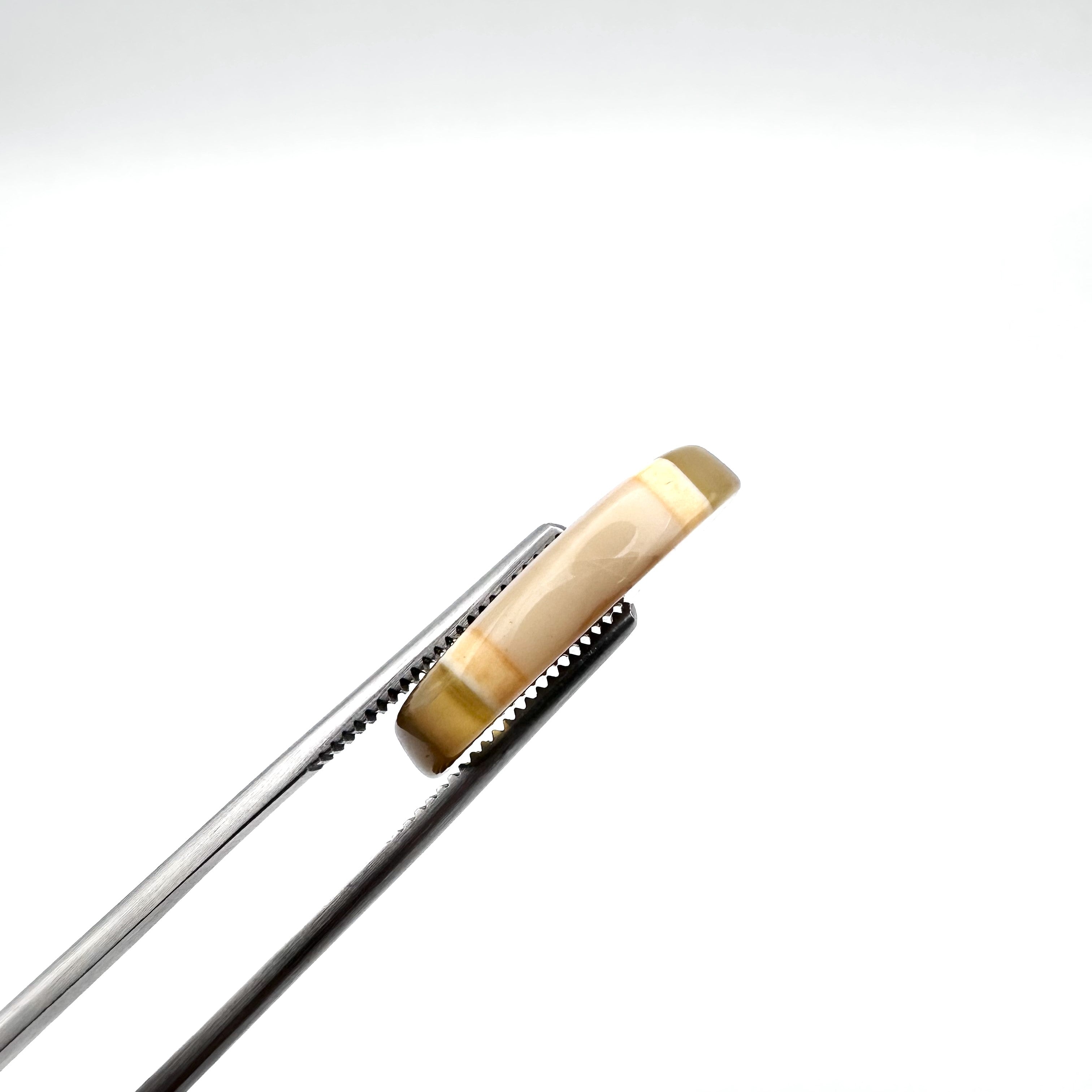 Natural Banded Agate - 20.30ct - Oval Cabochon Cut