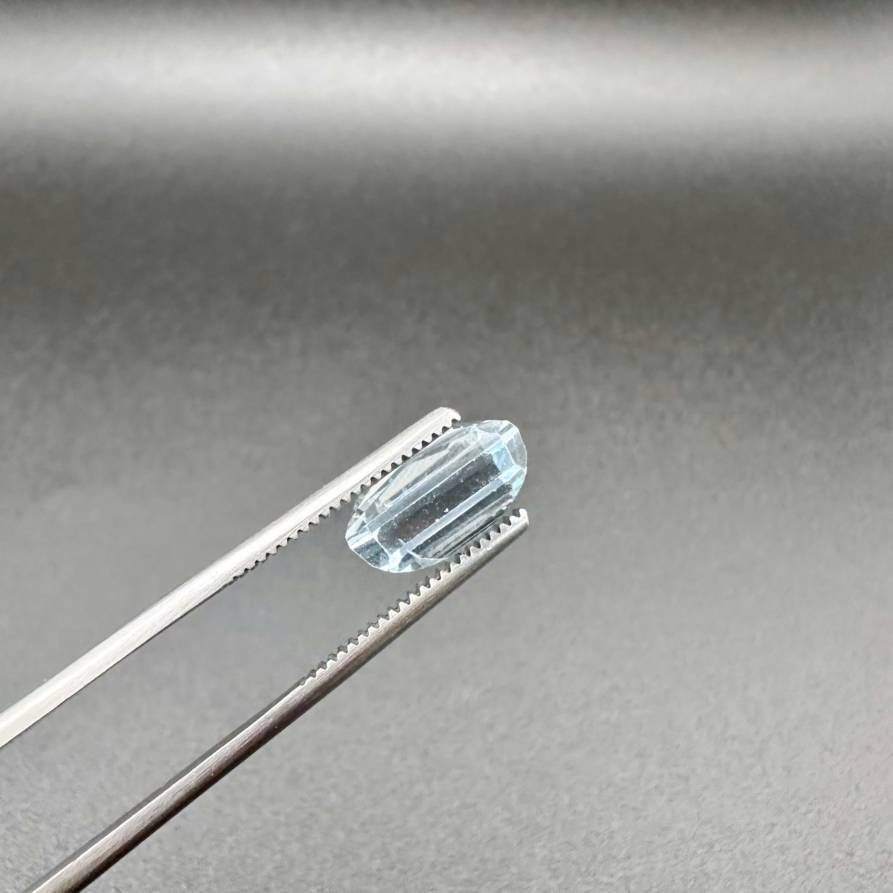 Natural Aquamarine Gemstone - 9.30ct - Cushion Cut