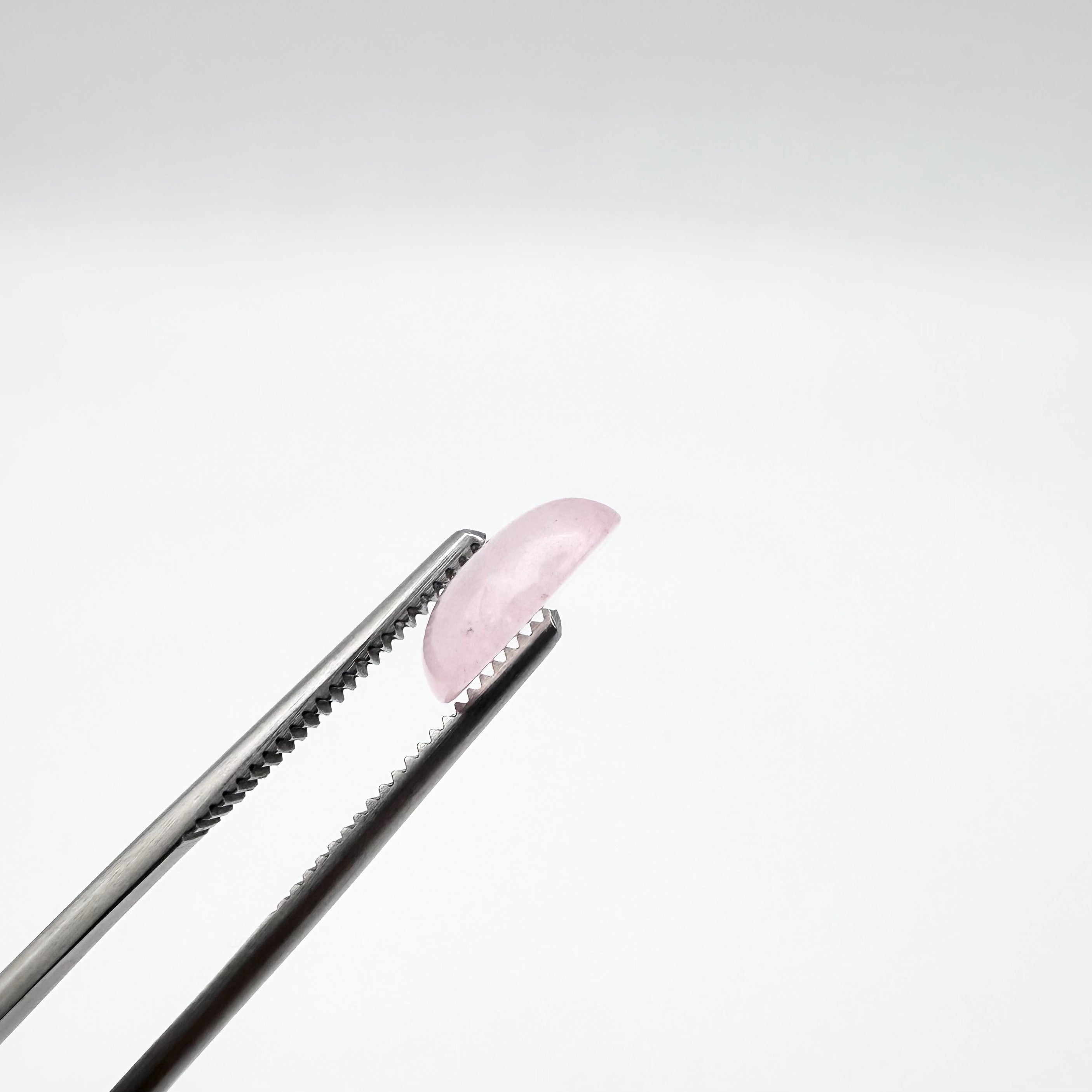 Natural Rose Quartz - 3.90ct - Cabochon Cut