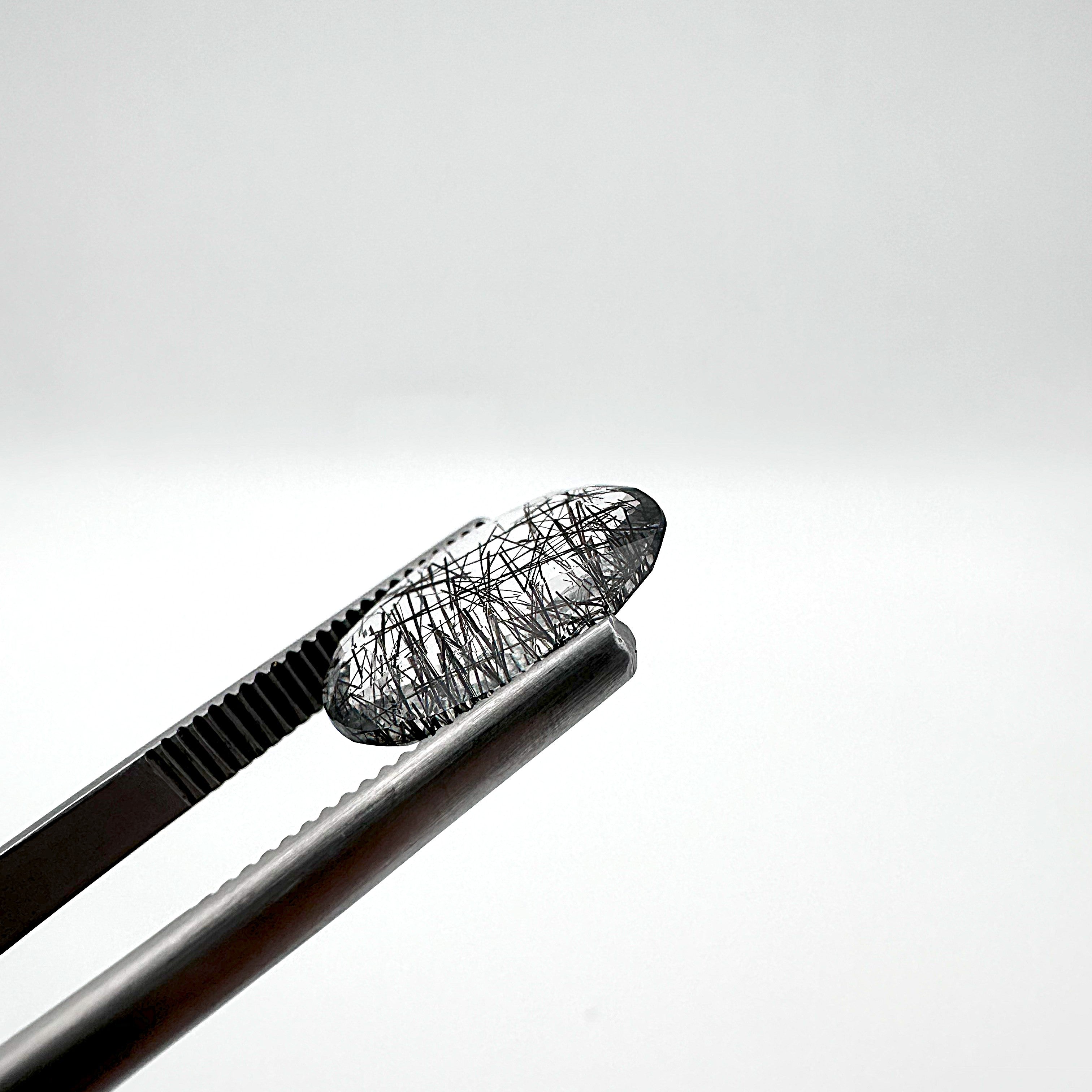 Natural Rutilated Quartz - 6.50ct - Oval Faceted Cut