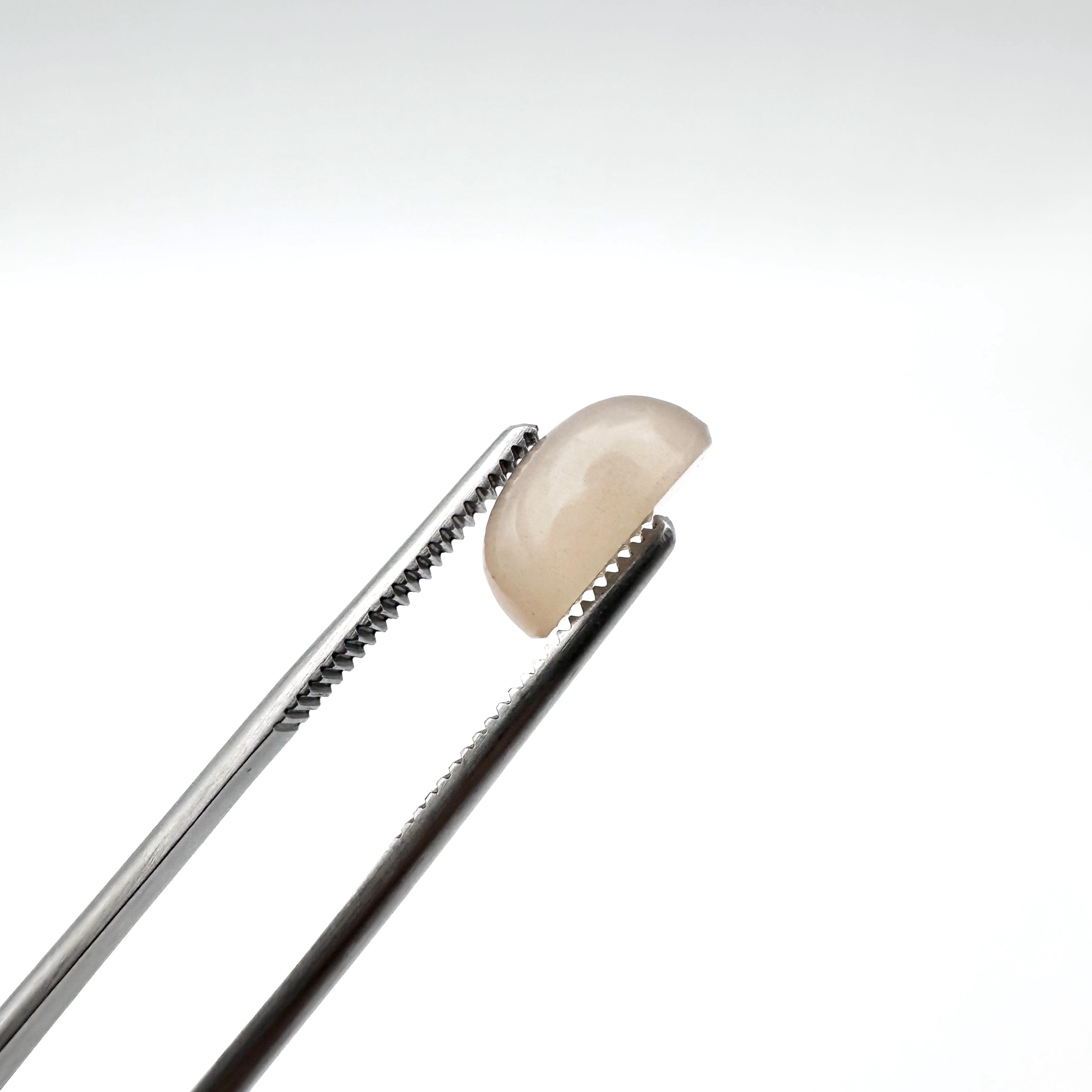 Natural Moonstone - 5.45ct - Cabochon Cut