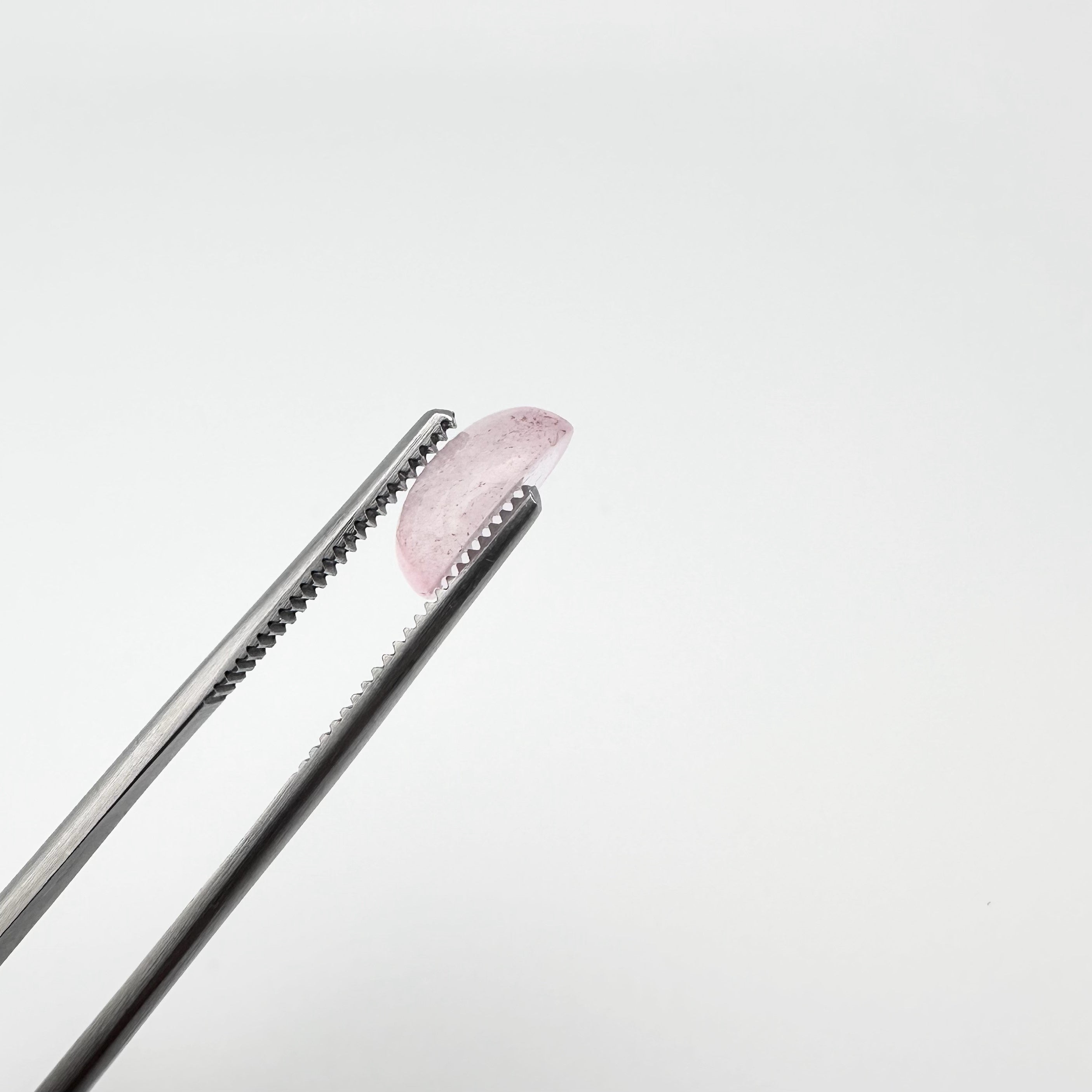 Natural Rose Quartz - 4.50ct - Cabochon Cut