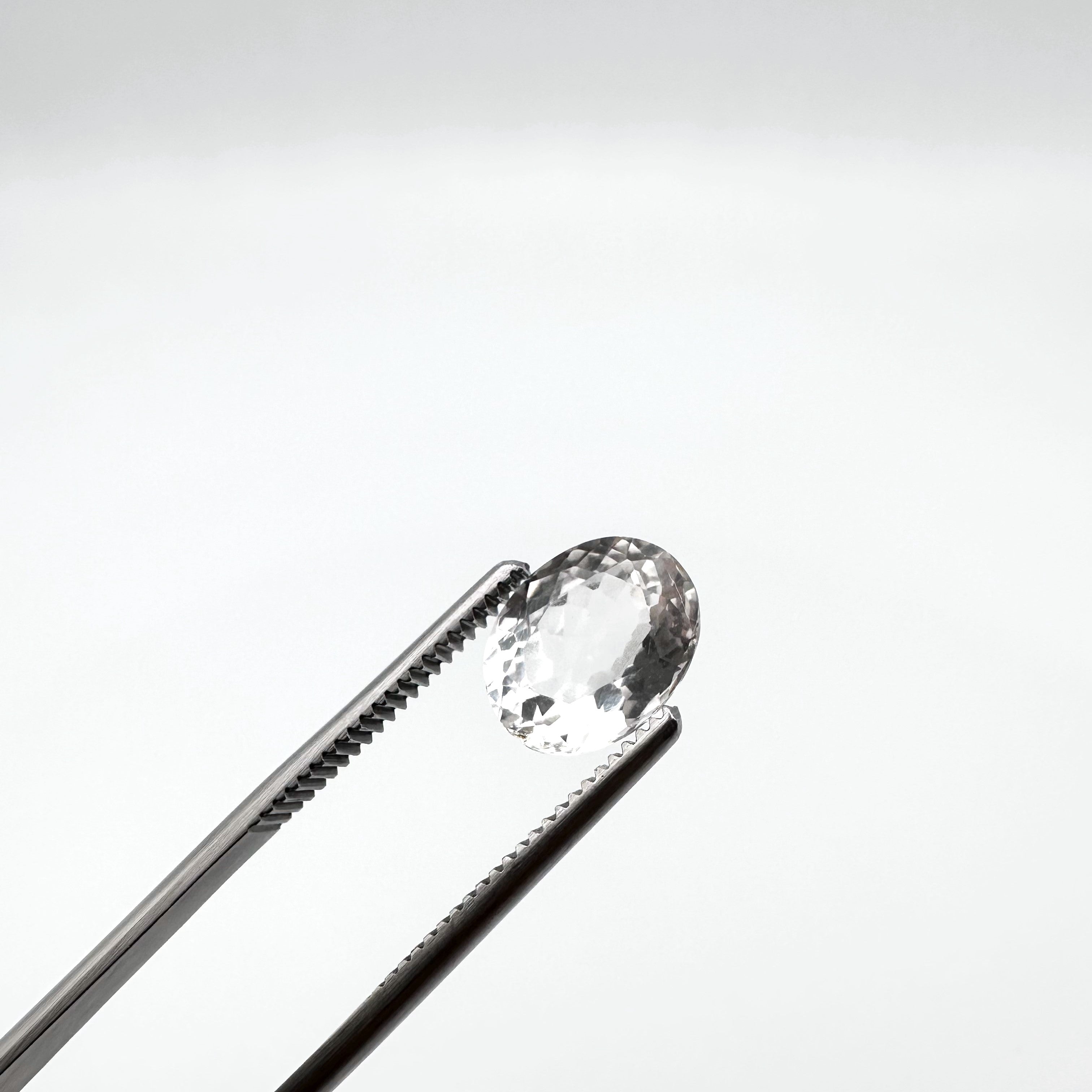 Natural White Topaz - 5.30ct- Faceted Cut