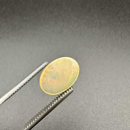 Natural White Ethiopian Opal - 3.20ct - Oval Cabochon Cut