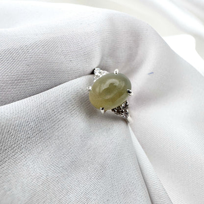 Natural Moonstone Ring – Oval Cabochon in 925 Sterling Silver - Size 14