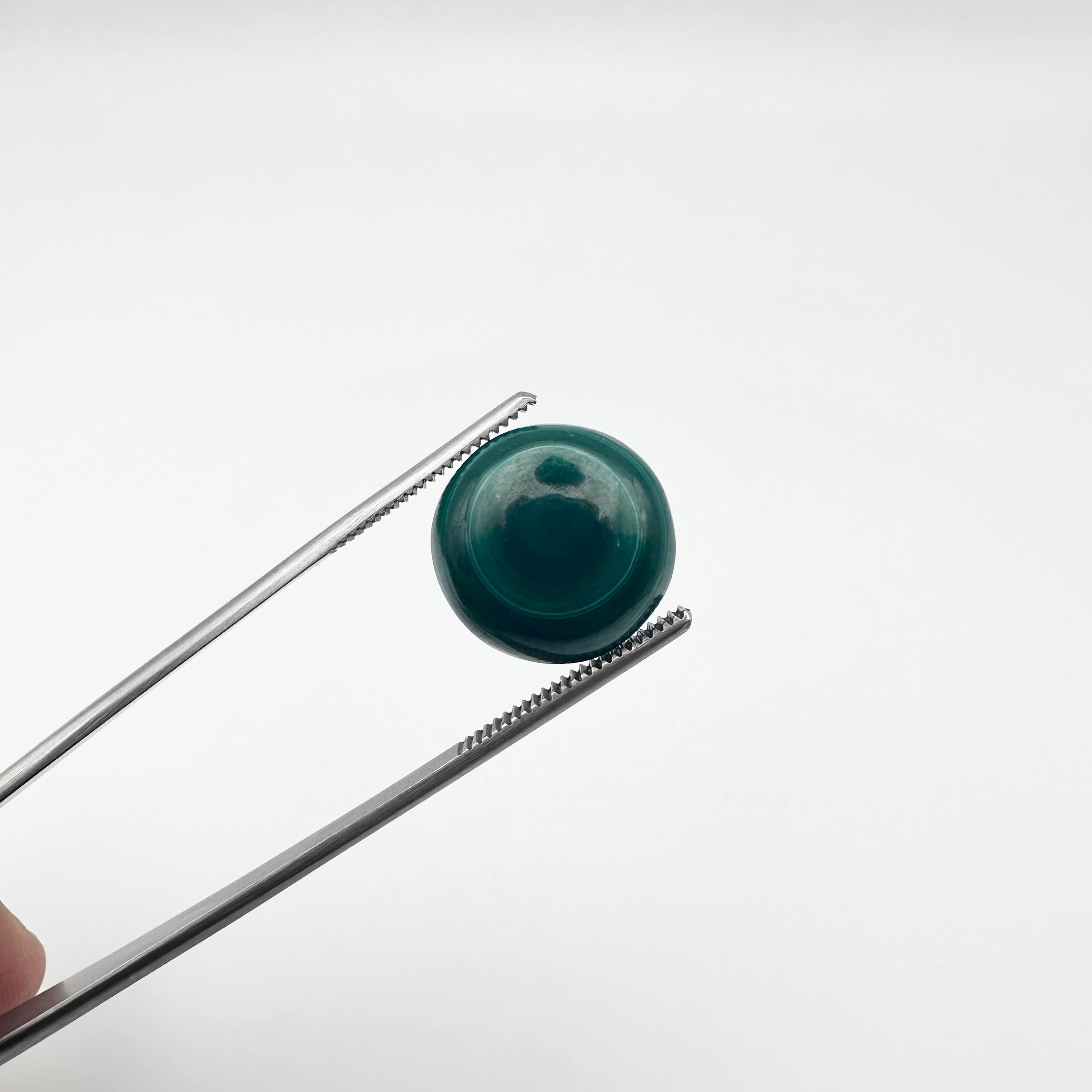 Natural Malachite Gemstone - 27.15ct - Round Cabochon Cut