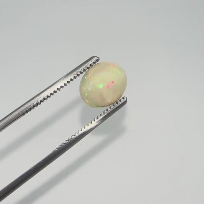 Natural White Ethiopian Opal - 2.65ct - Oval Cabochon Cut