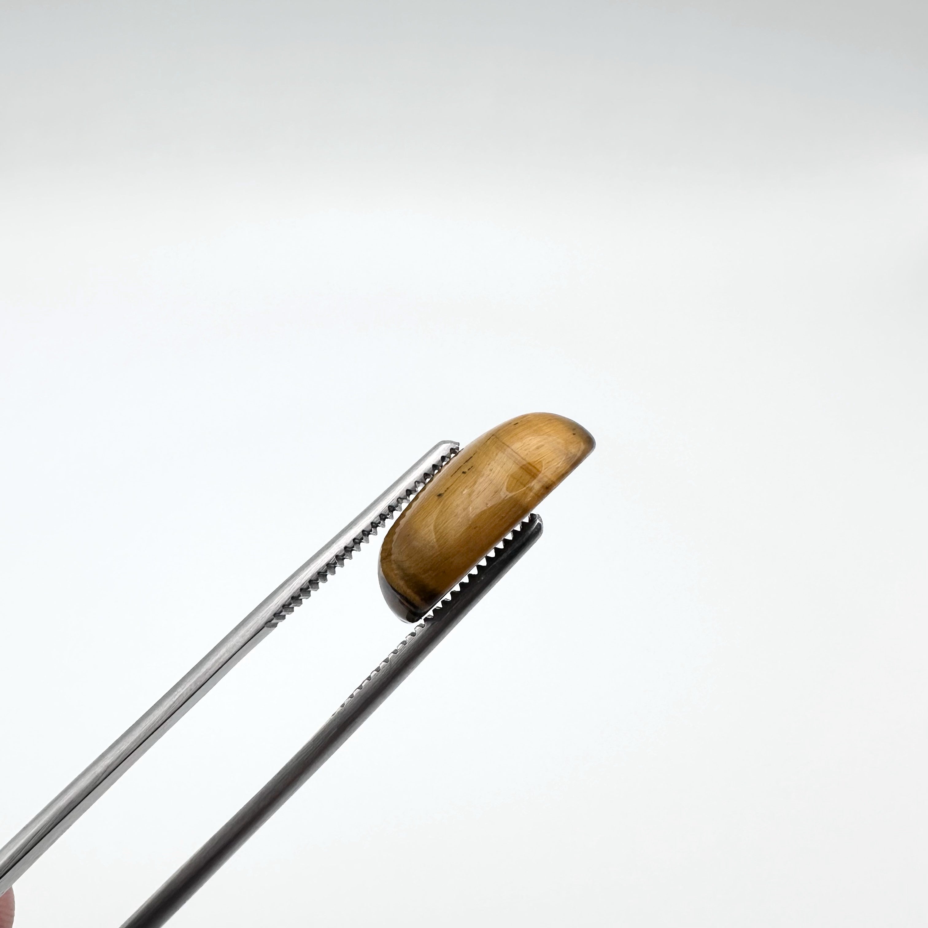 Tiger Eye Gemstone - 13.20ct - Cabochon Cut