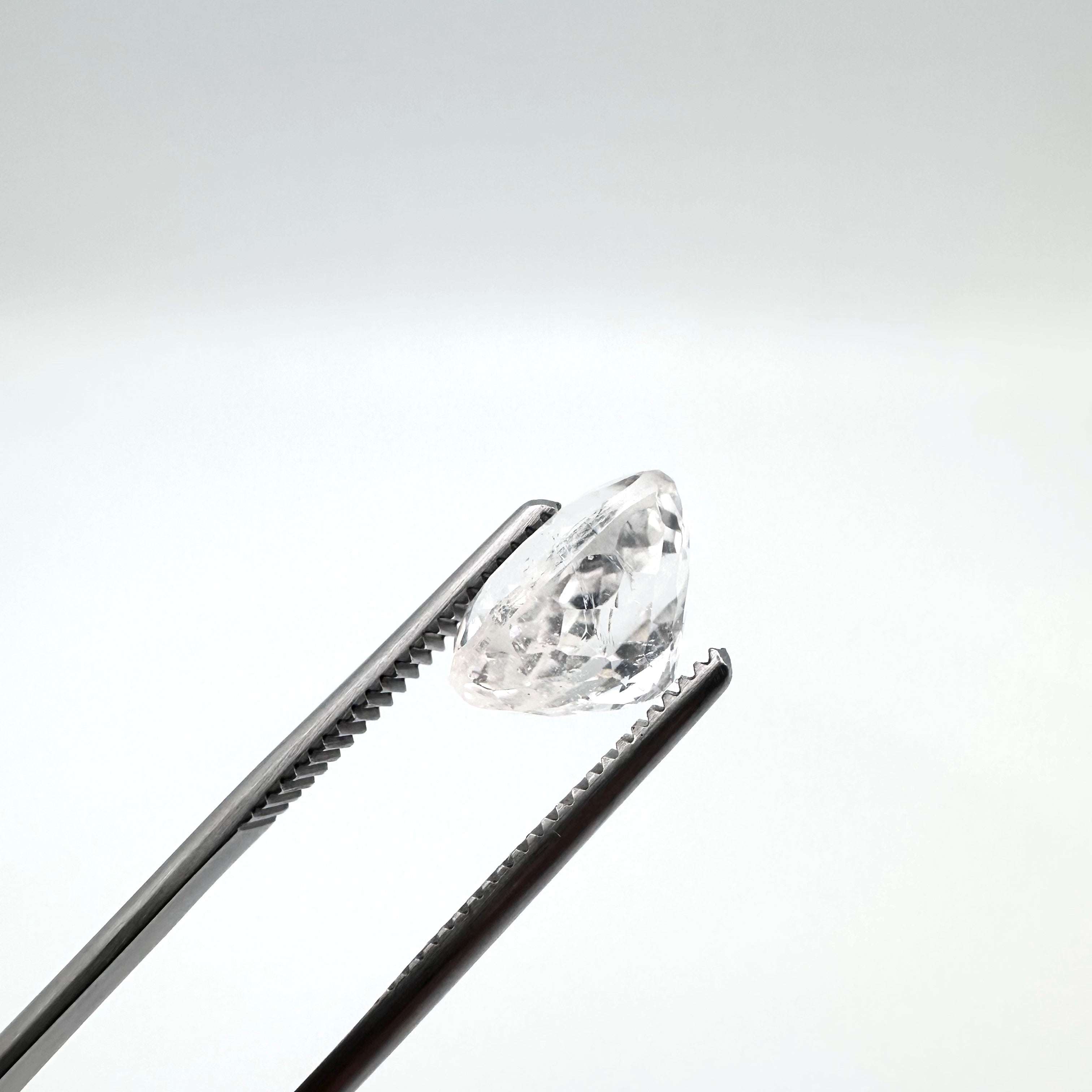 Natural White Topaz - 9.25ct - Faceted Cut