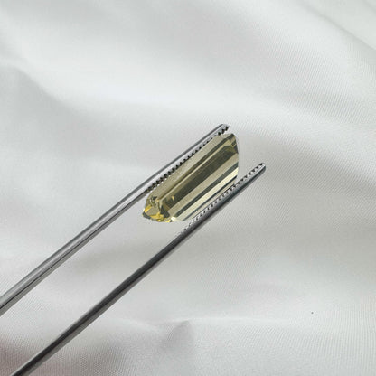 Natural Citrine - 15.67ct - Emerald Cut