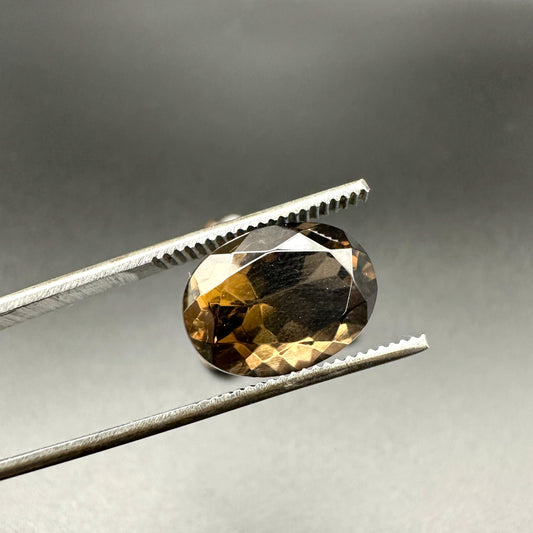 Natural Smoky Quartz - 9.20 carat - Oval Faceted Cut